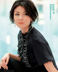 步入豪门 明星熟女发型
