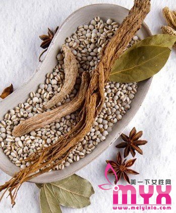 白术祛斑小窍门:神医李时珍推荐的治雀斑方法