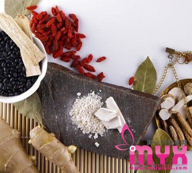 白术祛斑小窍门:神医李时珍推荐的治雀斑方法