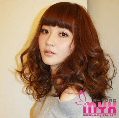 【童佳倩的发型图片】童佳倩的发型叫什么 怎么弄？