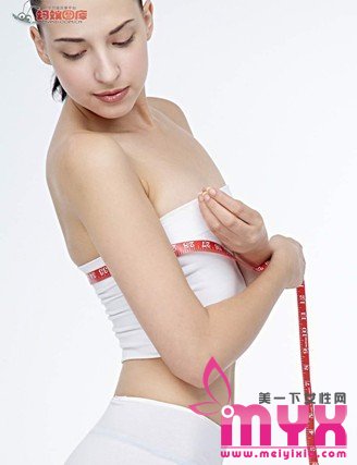 女人多吃什么丰胸 胸部需要补充哪些营养?
