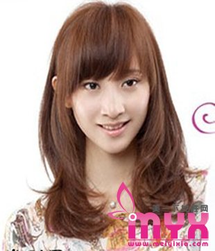 发量少也有修颜术 人气梨花头打造瓜子脸