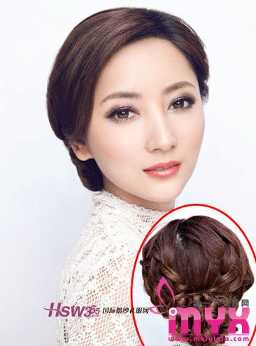 四步打造红毯女星最爱的蜂巢低发髻发型