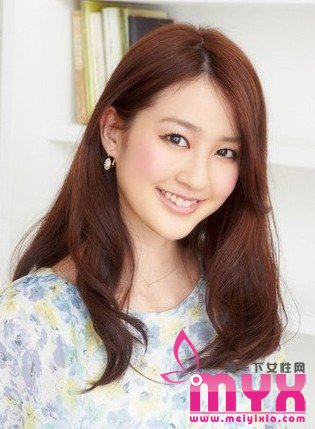 清新甜美的长卷发 让你在浓浓雾霾中轻松吸睛