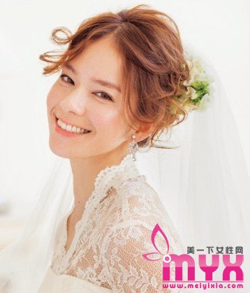 浪漫花仙子新娘发型 甜美清新