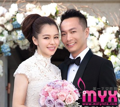 2014女星扎堆结婚 亲自示范新娘发型