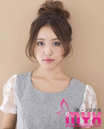 3分钟丸子头扎法攻略 活力时尚 甜美减龄