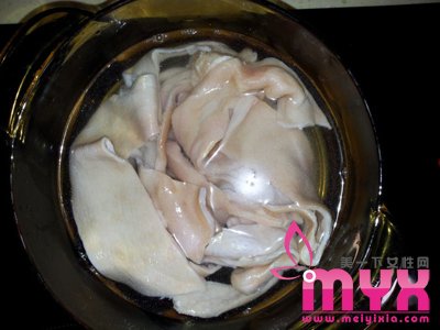 自制猪面膜 增加皮肤弹性 抚平皱纹与细纹