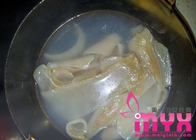 自制猪面膜 增加皮肤弹性 抚平皱纹与细纹