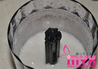 自制猪面膜 增加皮肤弹性 抚平皱纹与细纹