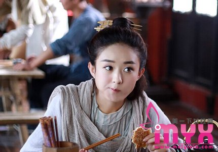 赵丽颖《花千骨》中的古典发型