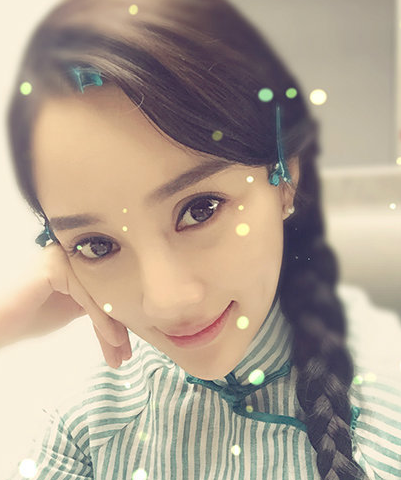 时尚编发OR直发马尾 “谁”是新年求红包利器？