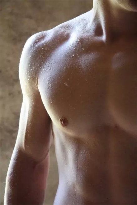 好身材怎么练就的？管住嘴、迈开腿是关键