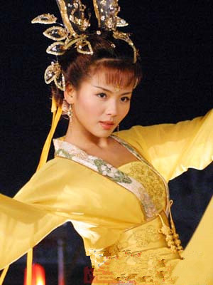 《问君能有几多愁》刘涛周娥皇发型 古装发髻温婉妩媚