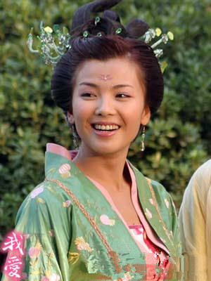 《问君能有几多愁》刘涛周娥皇发型 古装发髻温婉妩媚