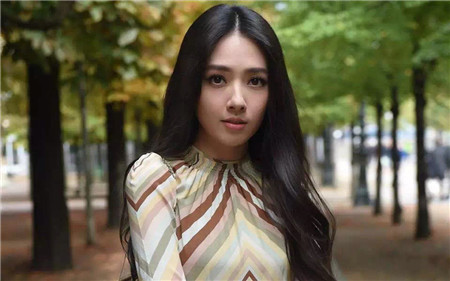 告别长直发时代，从发型改变自我开始