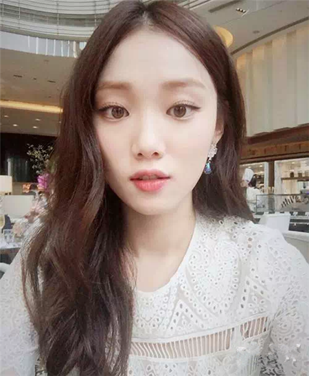 惊艳碾压韩剧女主，超人气女二号邀你分享美肌心得
