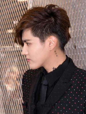 吴亦凡为你演绎杀马特发型的时尚潮男style
