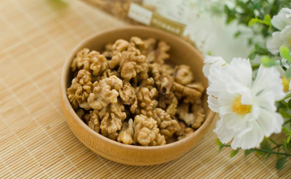 白发变黑发的食疗方法，真正黑发又健康