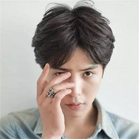 老派90年代后复古潮流style在主流线上来势汹汹