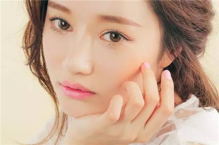 为“化妆”平反“化妆导致皮肤变差”，化妆无罪！