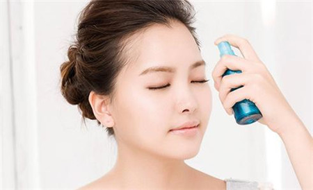 解密各种水背后的秘密，紧肤水、爽肤水、化妆水......