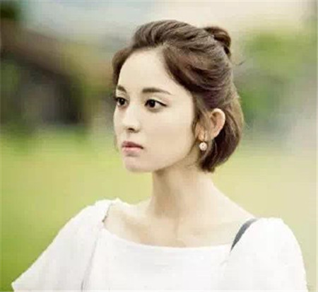 韩国女生超爱的中长lob短发，你剪了一样很美！