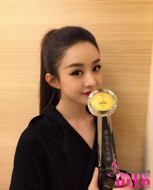 当家小花旦赵丽颖的各种发型,瞬间普通girl变大美女