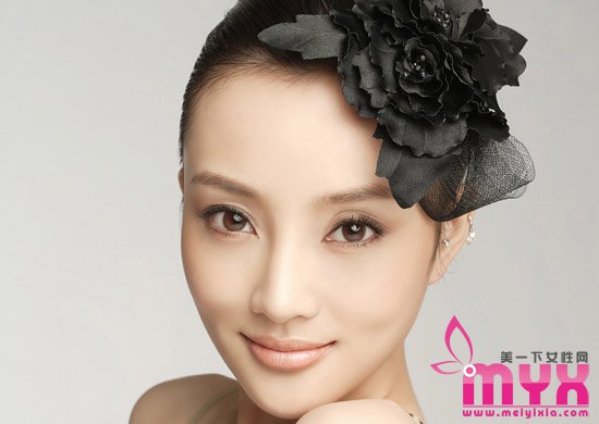 秒变明星同款大眼妆的彩妆单品 让你轻松get神奇大眼
