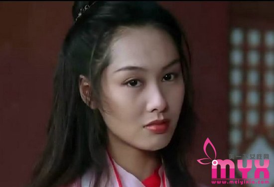 盘点有唇珠的女明星们 自然立体唇形又唇珠决定