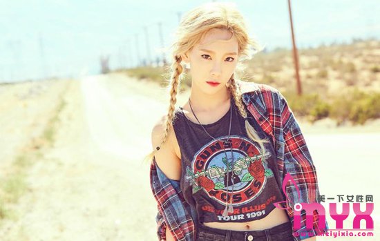 女明星街拍格子衬衫少不了 格子衬衫的各种可能