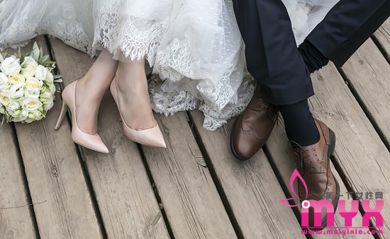 平淡婚姻生活爱情如何保鲜 胜过热恋的爱情招数