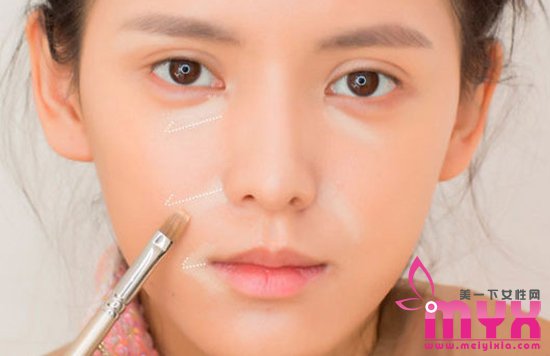 复古宿醉妆的化妆教程 气场女王的party时光