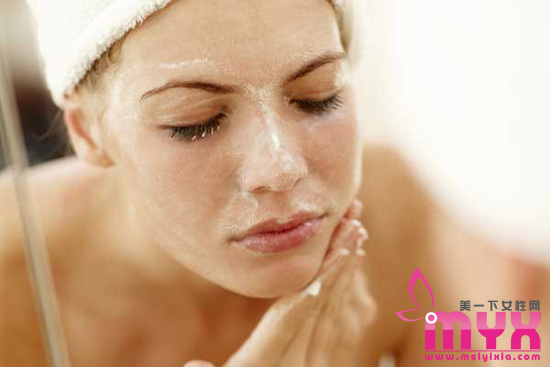 皮肤保养的护肤小心机 护肤技巧让你拥有完美肤质