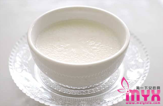 吃什么食物丰胸效果最好 羊奶加鹅蛋丰胸有奇效