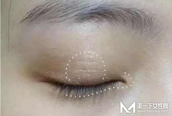 证件照妆容教程步骤图解 证件照怎么拍好看小技巧