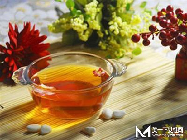 经期可不可以喝减肥茶 减肥茶减肥应该注意些什么
