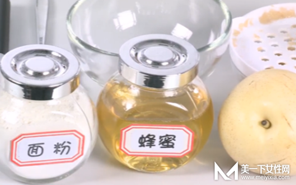 DIY雪梨补水保湿滋养面膜 让肌肤24小时水润动人