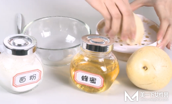 DIY雪梨补水保湿滋养面膜 让肌肤24小时水润动人
