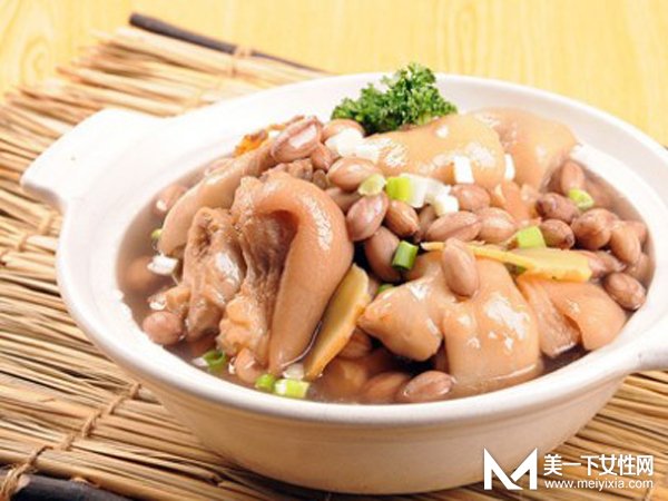 经期减肥又美胸 告别飞机场不做胖美人