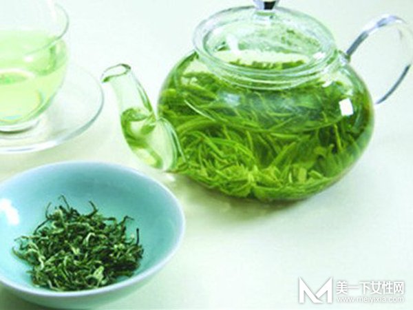 几款夏日DIY爽肤水 让你清爽度夏 天然的才是最好的