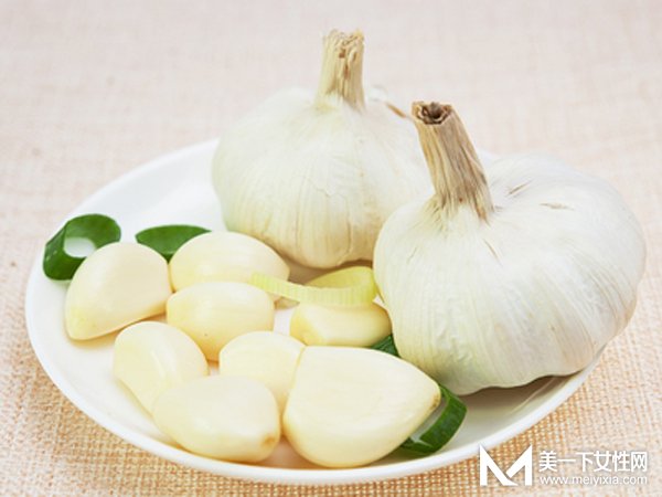 排毒祛痘食物有哪些 多吃这些食物还你光滑肌肤