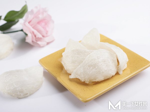 秋季皮肤干燥怎么办 这些食物让你养出水嫩肌肤