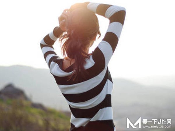 女生应该如何释放自己的小情绪 哭泣和撒娇都是好方法