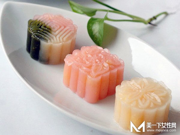 冰皮月饼怎么做 好吃又好看中秋就吃它了