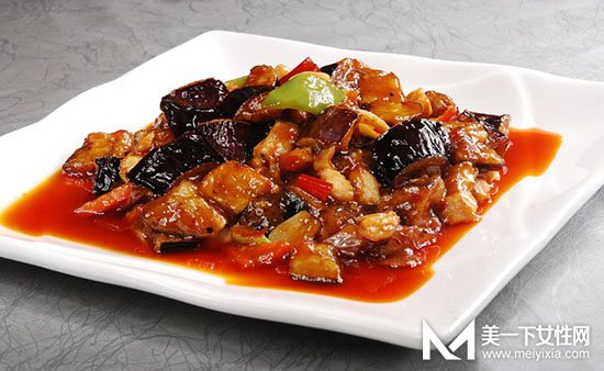 红烧茄子的家常做法 美味营养又下饭