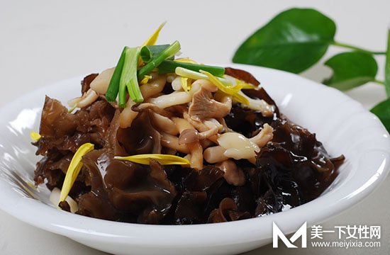 不知道含铁高的食物有哪些 就把这些食物名单记住吧