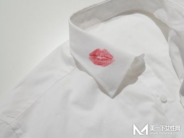 出轨男人的心理是什么 出轨男人的表现有哪些