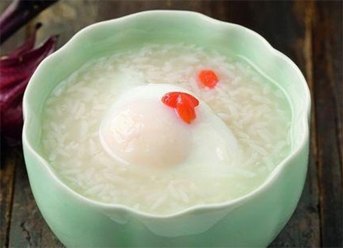 快速丰胸的食疗方法 丰满上围罩杯狂涨速成美胸