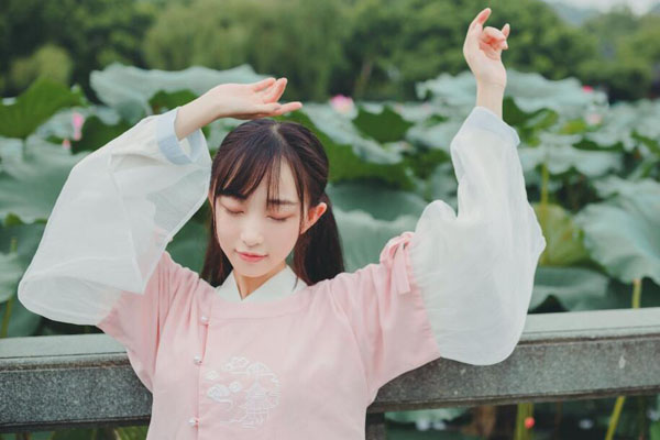 豆蔻年华是指多少岁 豆蔻年华是什么意思